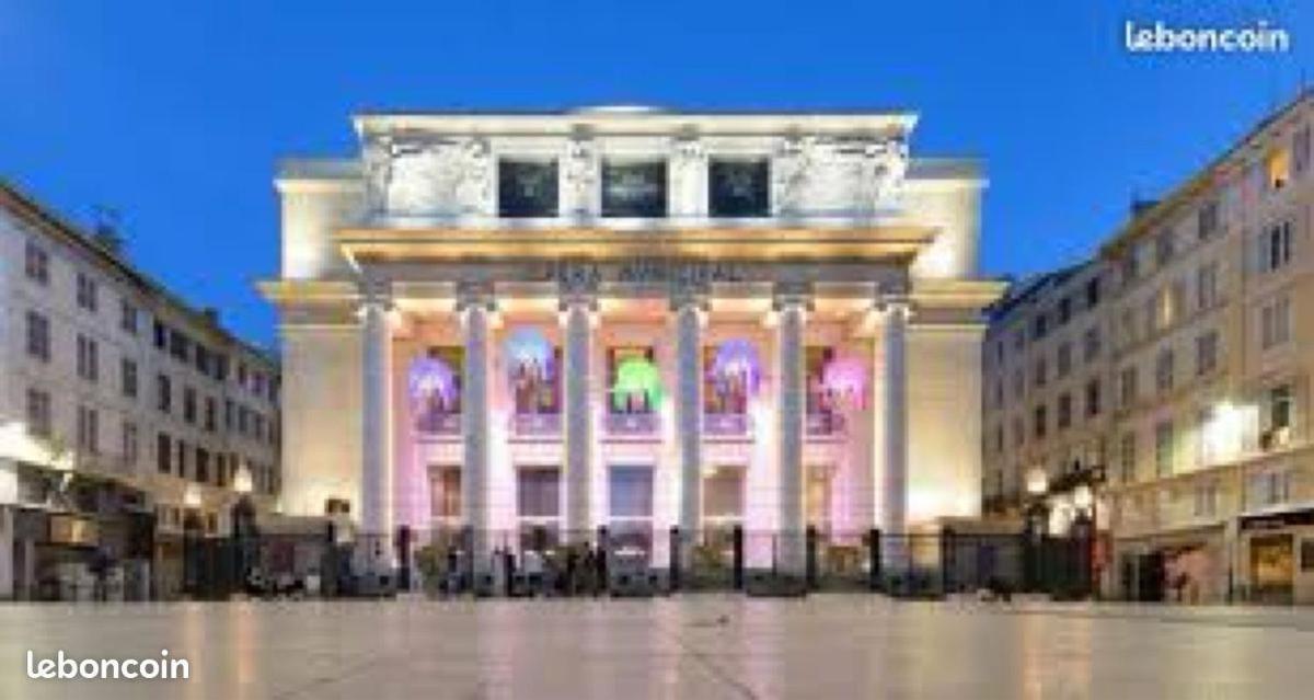Studio 300 Vieux Port Opera Марсель Екстер'єр фото